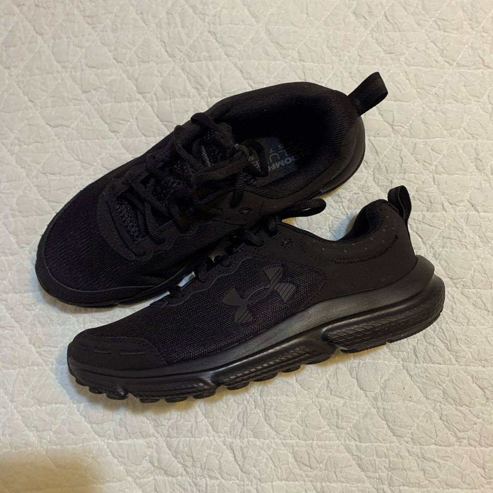 Under Armour brand new running shoes